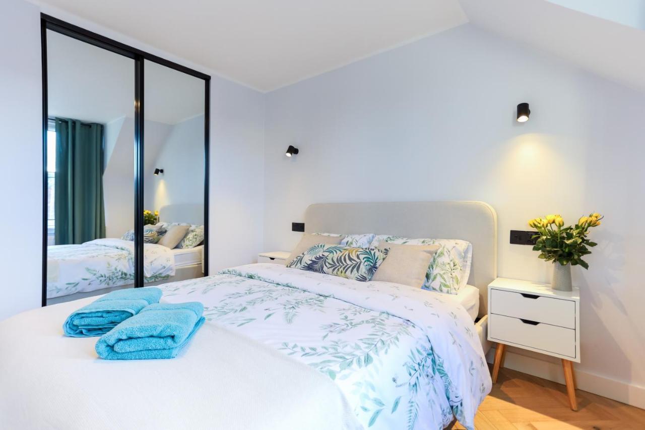 Luxurious City Centre Apartment Перт Екстер'єр фото