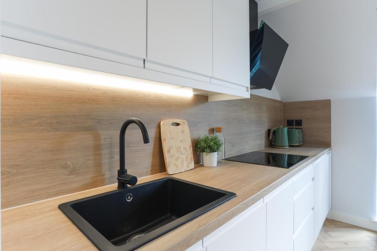 Luxurious City Centre Apartment Перт Екстер'єр фото